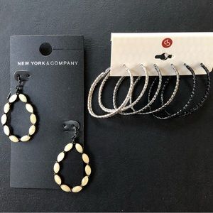 Set of 3 pairs of earrings & single set
